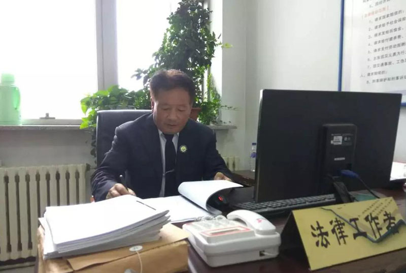 調(diào)解室工作人員