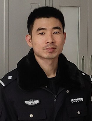 王偉立