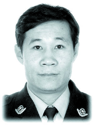 陳強(qiáng)