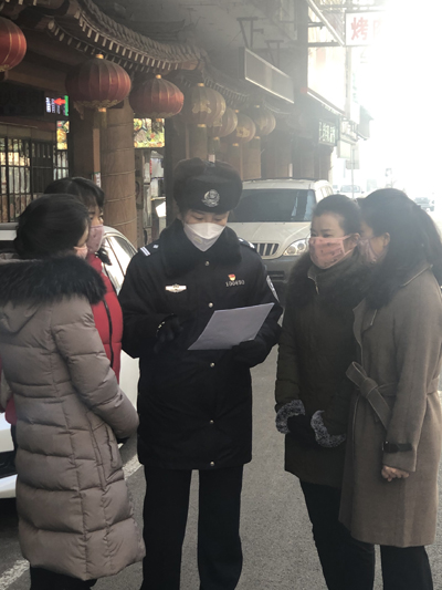安慧深入轄區(qū)進(jìn)行逐人逐戶核查、宣傳防疫知識(shí)
