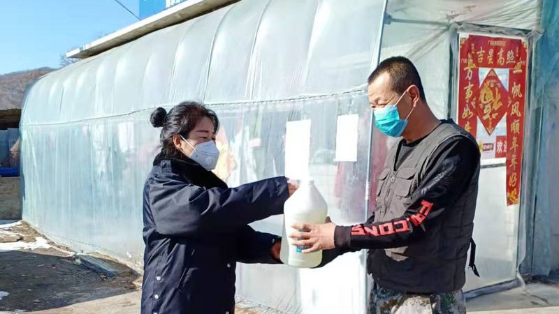 為超市、養(yǎng)殖戶贈(zèng)送消殺藥品