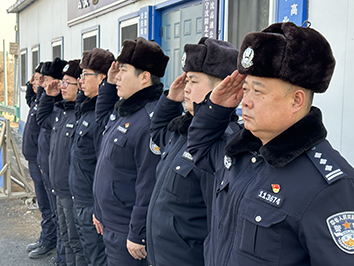 1沈陽(yáng)市公安局于洪分局北李官警務(wù)工作站民警2