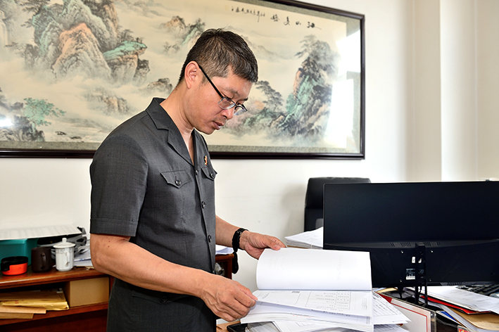 朝陽(yáng)市中級(jí)人民法院民事審判第三庭副庭長(zhǎng) 姜永濤
