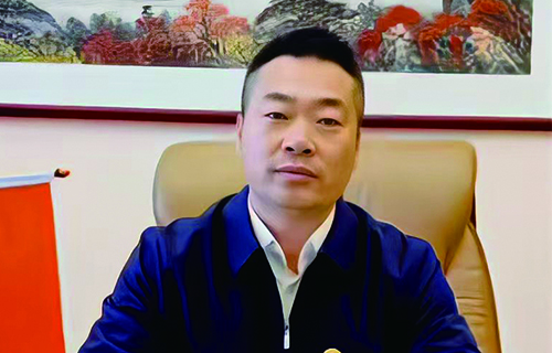 遼寧省民營(yíng)企業(yè)協(xié)會(huì)會(huì)長(zhǎng)王丙發(fā)