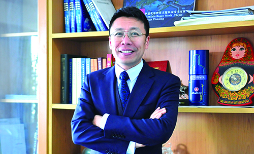 2沈陽(yáng)市中小企業(yè)協(xié)會(huì)現(xiàn)任會(huì)長(zhǎng)  吳輝3