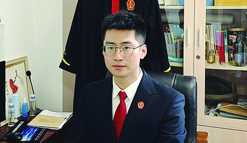 李文佳