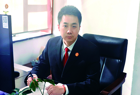 鑒銘宇