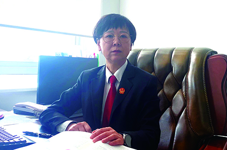 何立偉