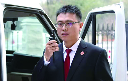 王學(xué)偉